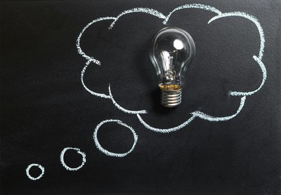 The Pros and Cons of Fixed-Rate vs. Variable-Rate Electricity Plans